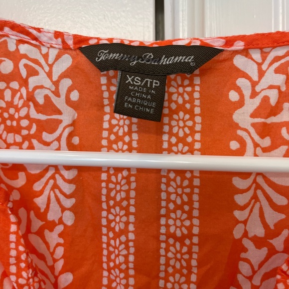 Tommy Bahama sleeveless top - Picture 2 of 3